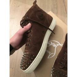 Louboutin sneakers bruin 44