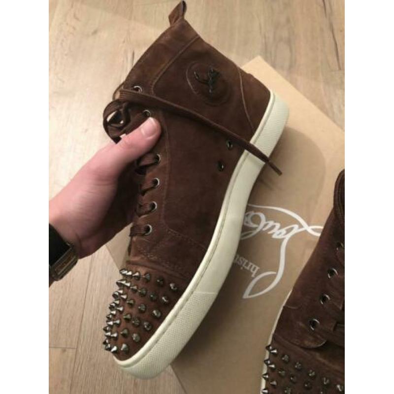 Louboutin sneakers bruin 44