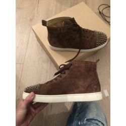 Louboutin sneakers bruin 44