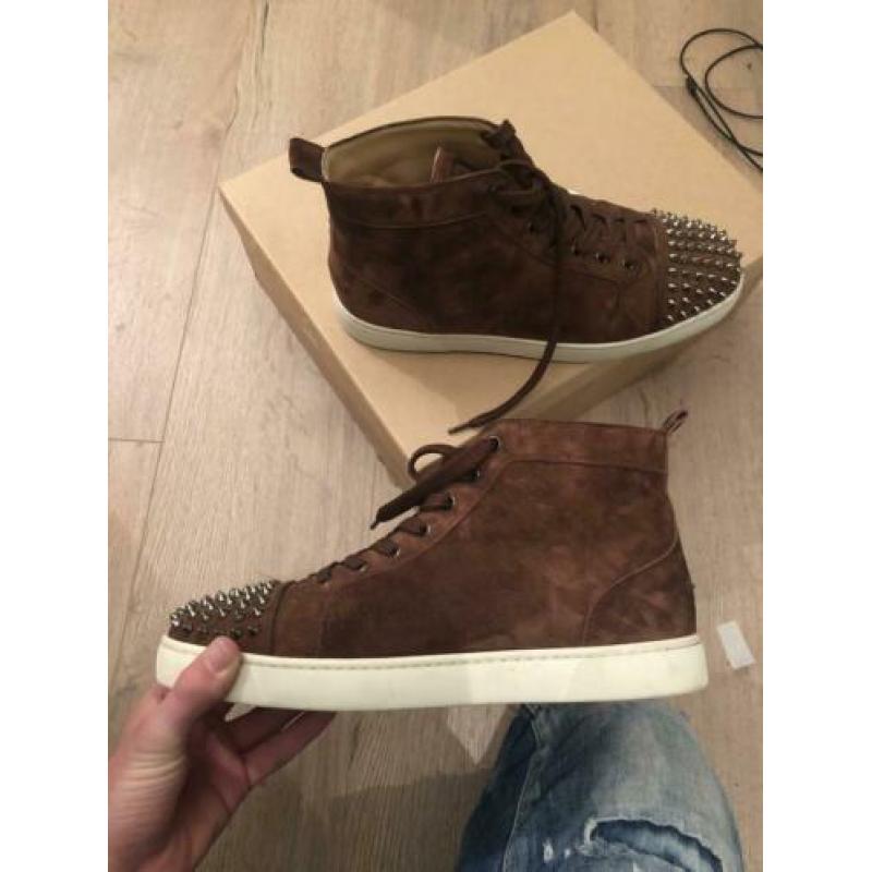 Louboutin sneakers bruin 44