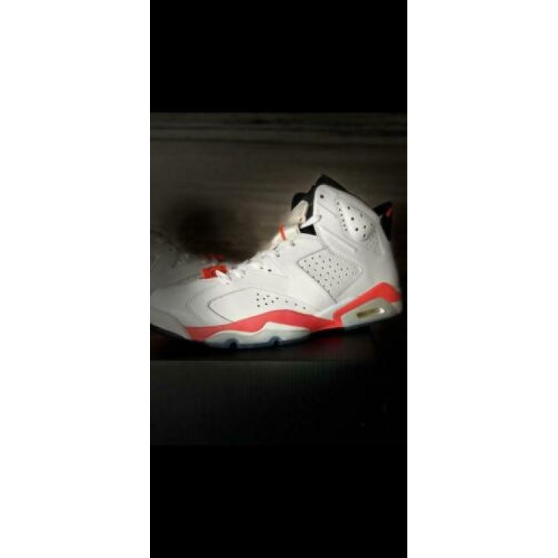 Jordan Retro 6 maat 44 ( 10 )