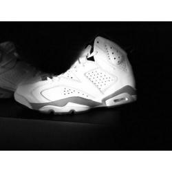 Jordan Retro 6 maat 44 ( 10 )