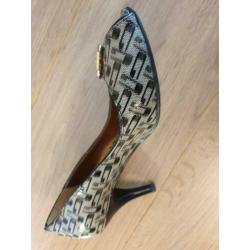 Super mooie schoenen/pumps guess maat 36