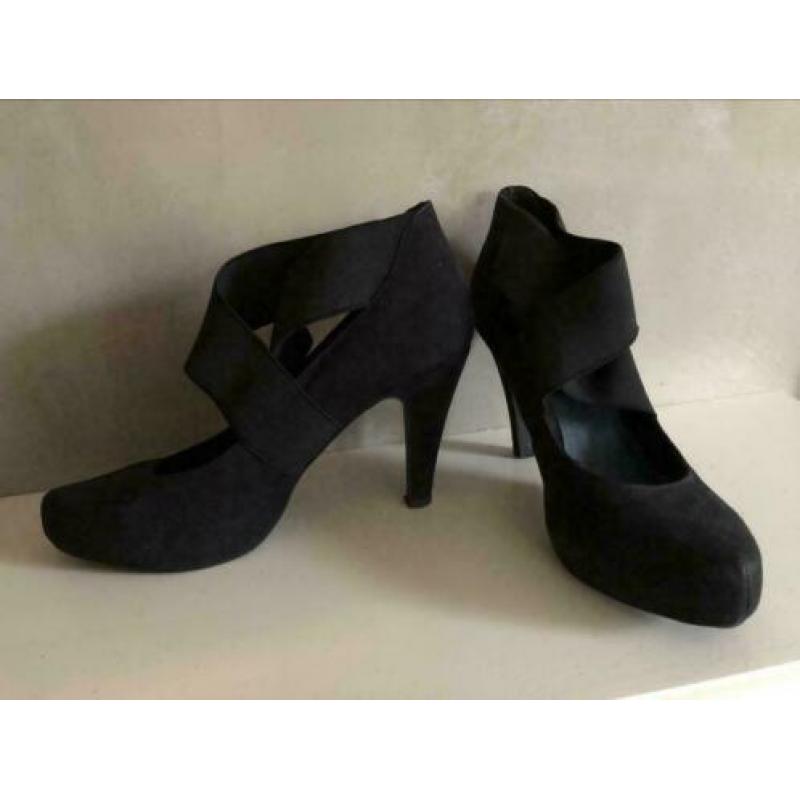 Marco Tozzi Pumps maat 40