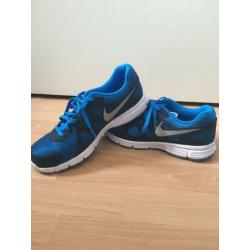 Nike revolution 2 maat 38.5 (zgan)