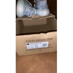 Yeezy boost 350 bleu tint