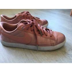 NIKE dames sneaker / mt 40 (40,5) / zgan