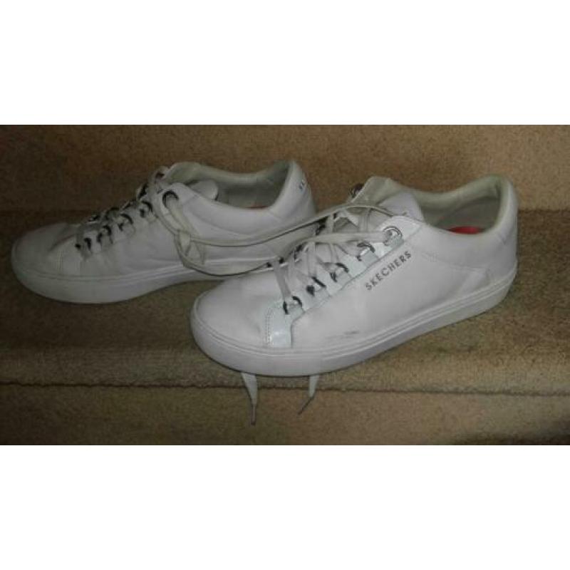 witte leren skechers 40