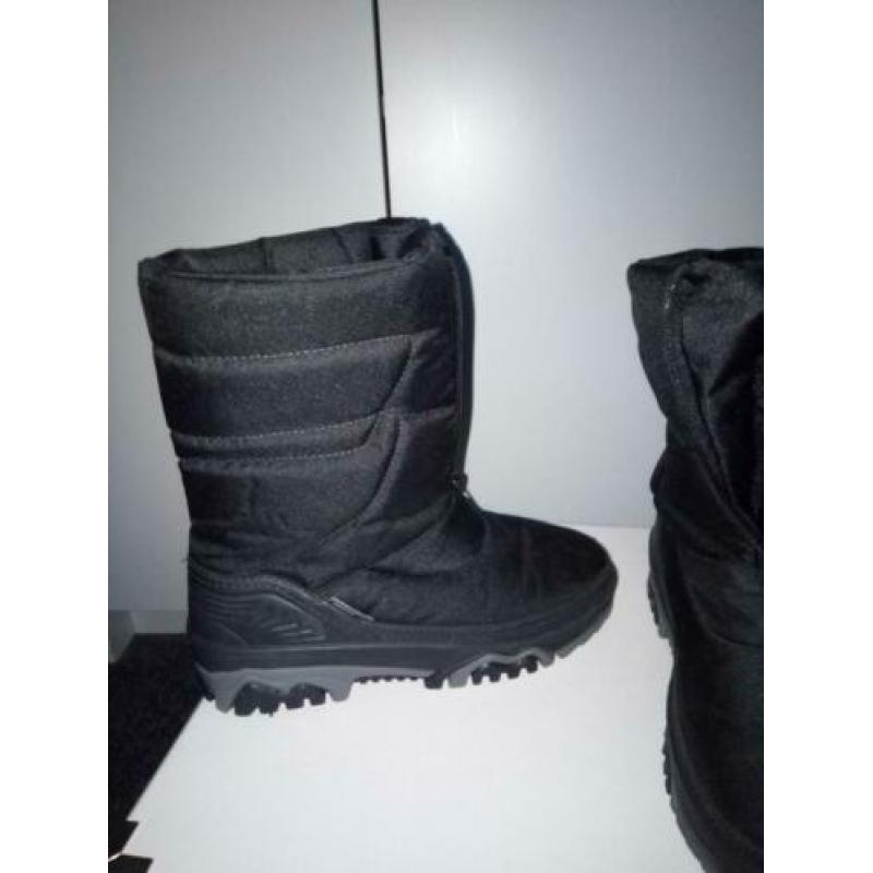 Zwarte snowboots merk Bergstein maat 38