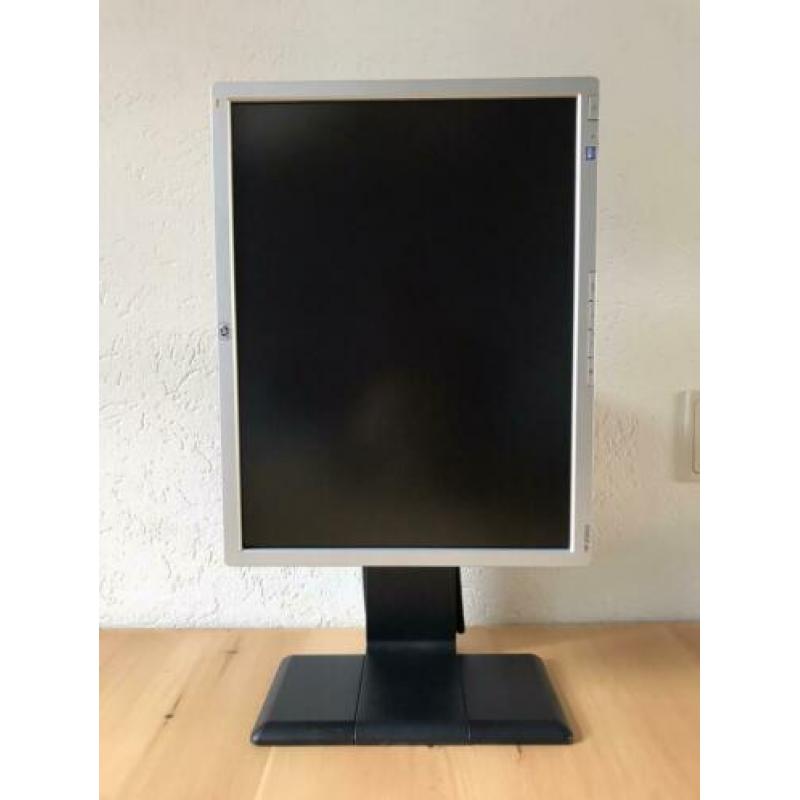 HP LP2065 monitor - 20 inch